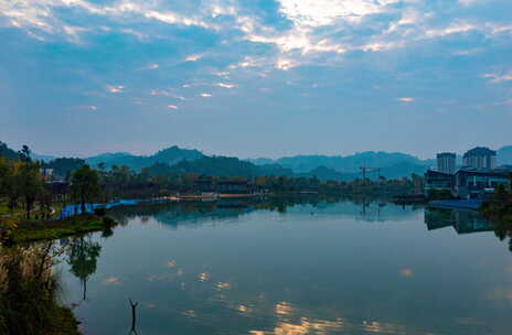 慈恩湖湖景