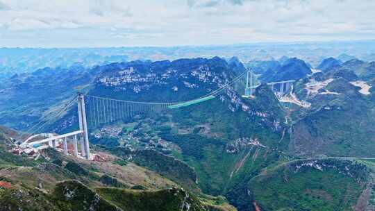 花江峡谷大桥建设航拍