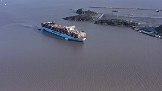 上海洋山深水港巨轮航拍合集