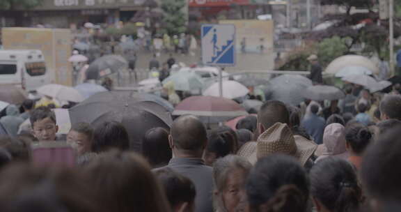 贵阳民族联欢巡游街景