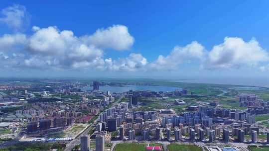 航拍上海临港新片区  滴水湖全景