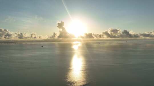 航拍广州南沙港海上日出