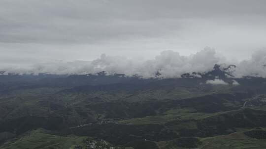 青海平安洪水泉云海天空山峰航拍视频