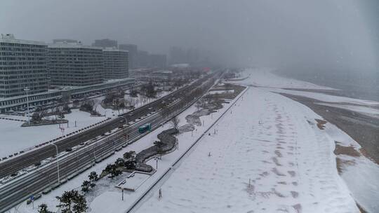 航拍雪后东方影都