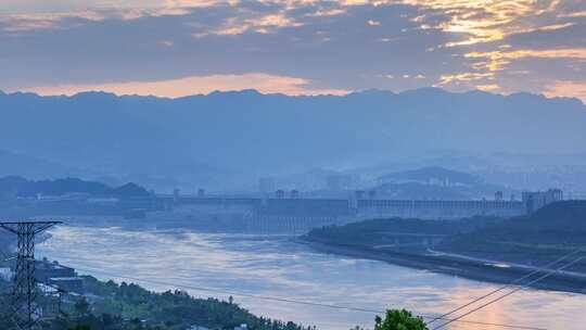 湖北宜昌三峡大坝黄昏入夜特写延时