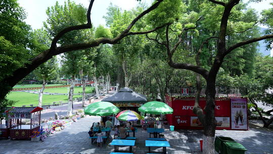 武汉中山公园游乐场视频素材模板下载