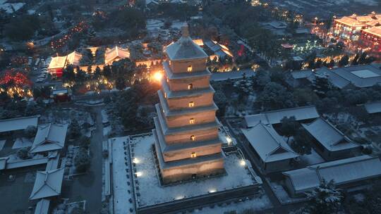 航拍西安大雁塔雪景夜景