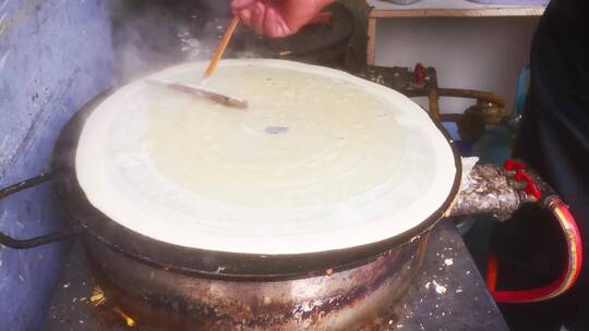 实拍路边摊美食手抓饼