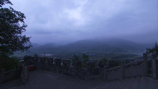 旅游景区 都江堰李冰像 下摇到马头 近景视频素材模板下载