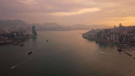 航拍香港现代摩天大楼