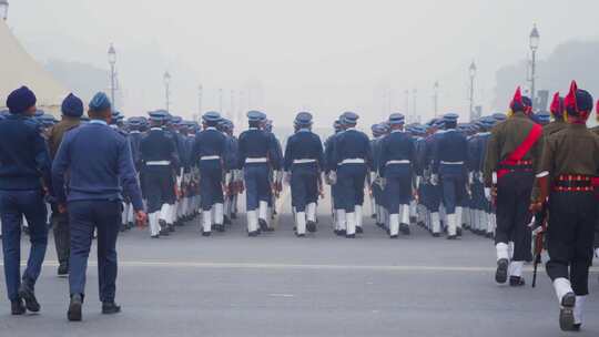 印度空军进行共和国日阅兵排练