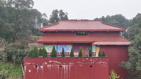 正面拍摄乐山五通桥-宏佛寺