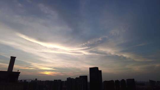 杭州下沙钱塘区城市天空日转夜延时摄影
