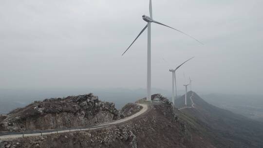 航拍湖南衡东鸡公岩自然风光风力发电机