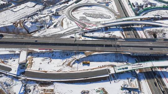 航拍冬季雪后城市立交桥城市风景视频素材