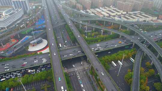 杭州上城区石德立交桥高架桥车流风景视频素