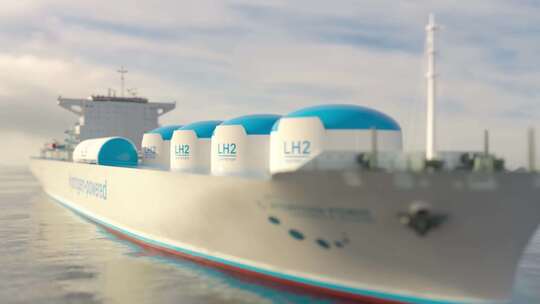 集装箱船上的LH2氢气1