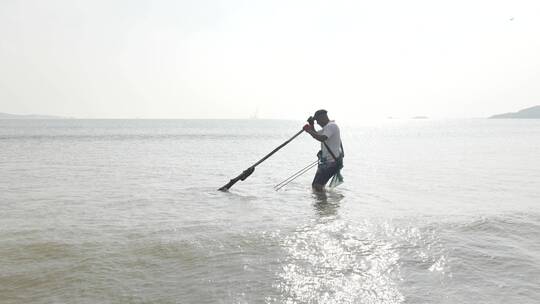 福建平潭沙滩赶海