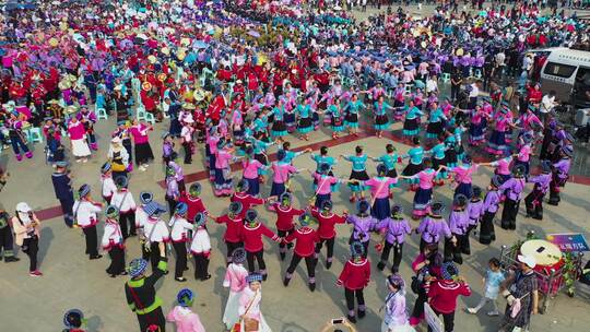 4k航拍贵州望谟三月三布依文化节开幕式