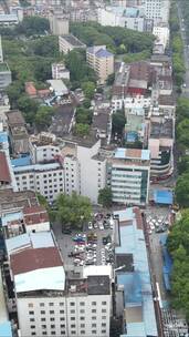 航拍湖南岳阳巴陵西路商业街商业大楼