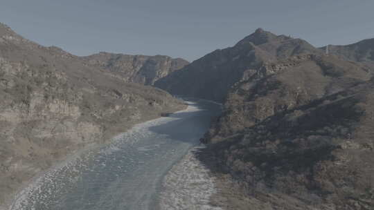 4K航拍 冬天山水 结冰的河面 Dlog原素材