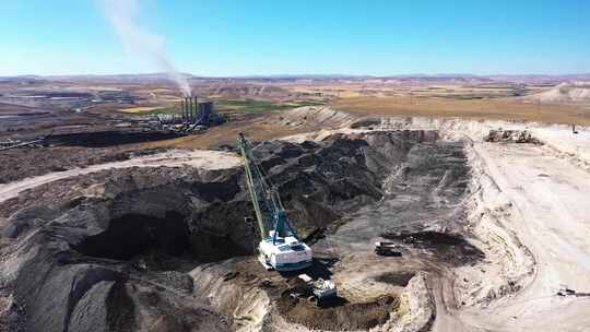 煤矿工程机械设施鸟瞰图视频素材模板下载