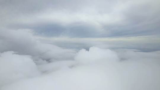 高空航拍蓝天白云平流雾云海仙境
