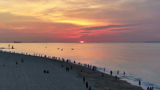 海边沙滩日出朝霞