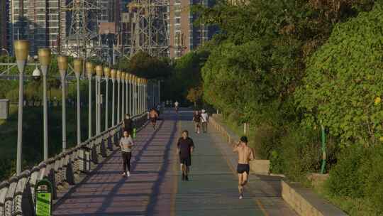 6K夏日河堤晨跑一组
