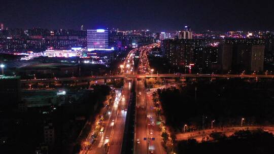 昆明螺蛳湾夜景交通航拍