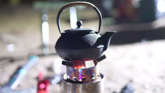 户外露营铸铁茶壶烧水煮茶