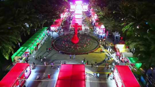 新年春节除夕节日里的春联红灯笼喜庆集市