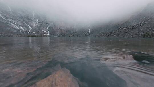 雨崩冰湖延时摄影