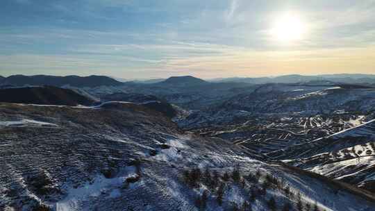 麻田岭雪景航拍 北方群山冬季雪景