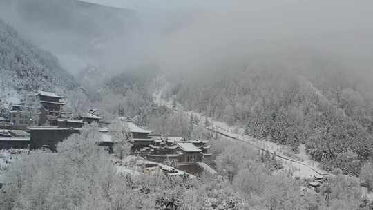 大雪过后的五台山