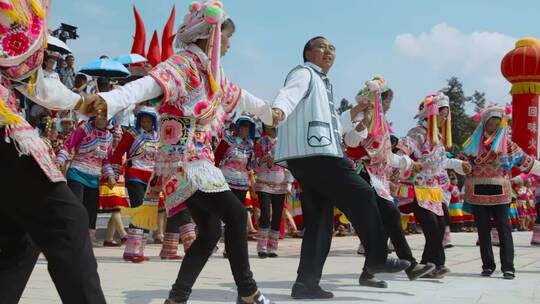 民族歌舞视频中国西南火把节彝族活动舞蹈视频素材模板下载