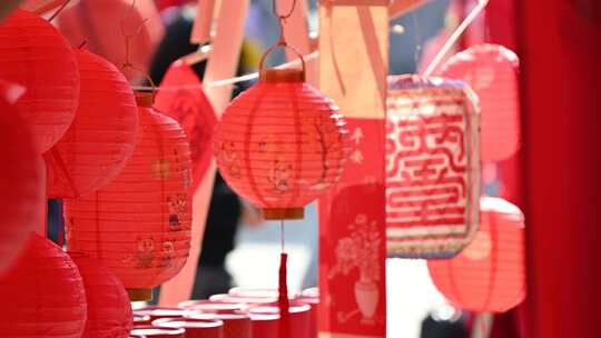 北京春节地坛庙会集市迎春吉祥物新年挂件视频素材模板下载