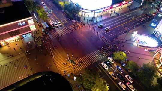 杭州西湖龙翔桥步行街广场车流人流夜景延时