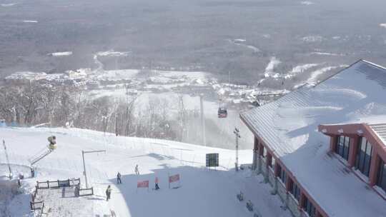 航拍吉林省长白山国际滑雪场冬季风光