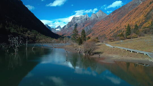 航拍川西风景四姑娘山高山峡谷雪山溪流