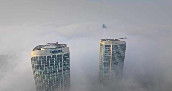 无人机航拍杭州钱江新城平流雾