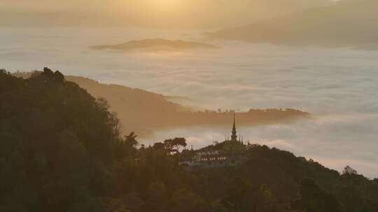 景迈山大金塔云海日出