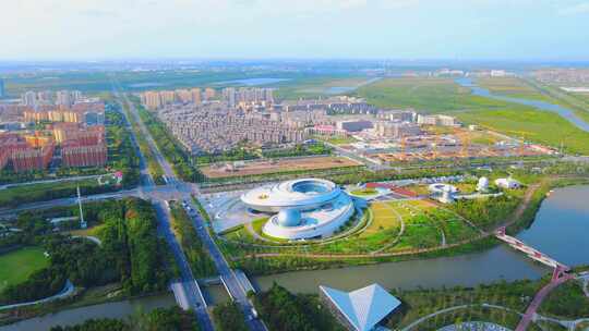 上海临港区滴水湖全景4K航拍视频素材模板下载