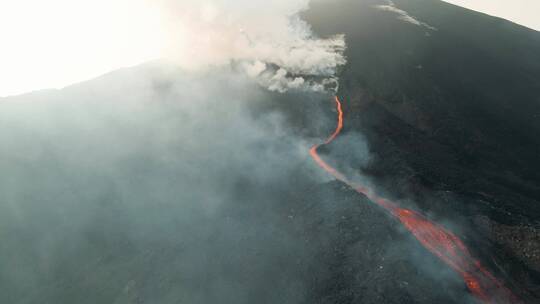 航拍冰岛活火山 岩浆涌动