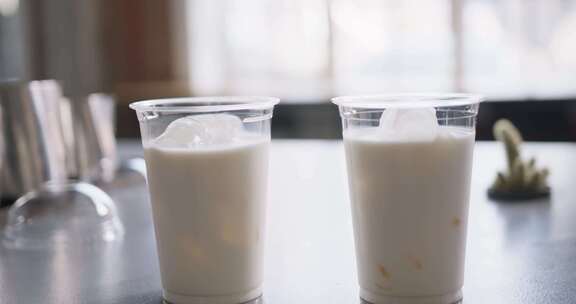 牛奶咖啡制作过程