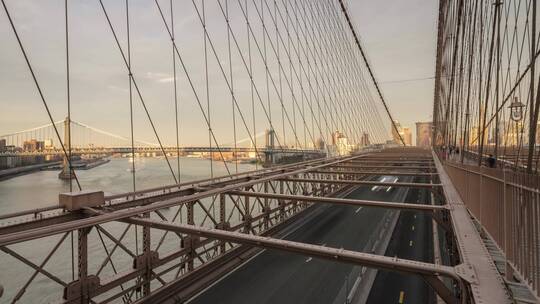 纽约布鲁克林大桥俯拍车流