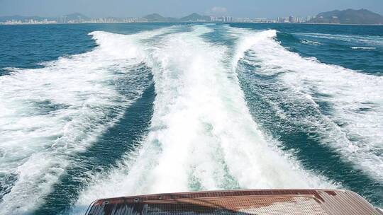 海浪飘飘浪花