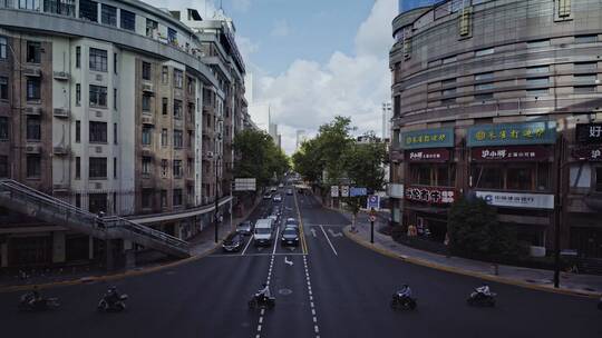 上海城市交通车流淮海中路与南北高架路口视频素材模板下载