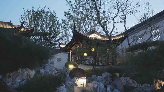 传统中式园林建筑假山夜景视频素材模板下载