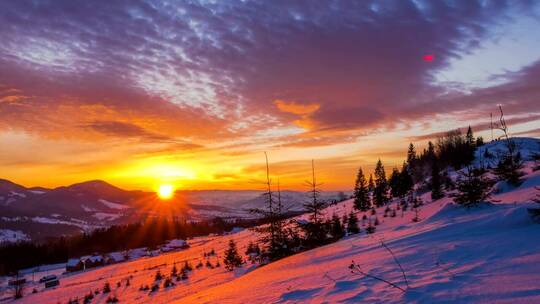 冬山上的日出